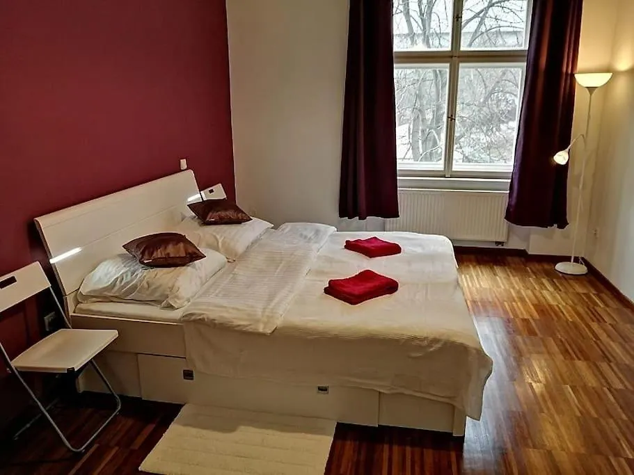 2 Bedrooms Close Vysehrad - Congress Centrum Prague