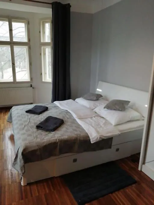 2 Bedrooms Close Vysehrad - Congress Centrum Prague