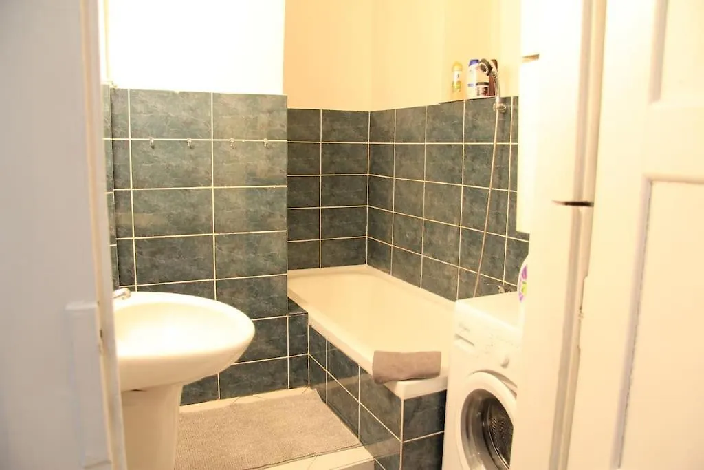 2 Bedrooms Close Vysehrad - Congress Centrum Prague Czech Republic